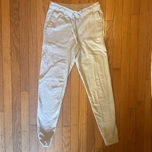 Nike Sweatpants in Tan